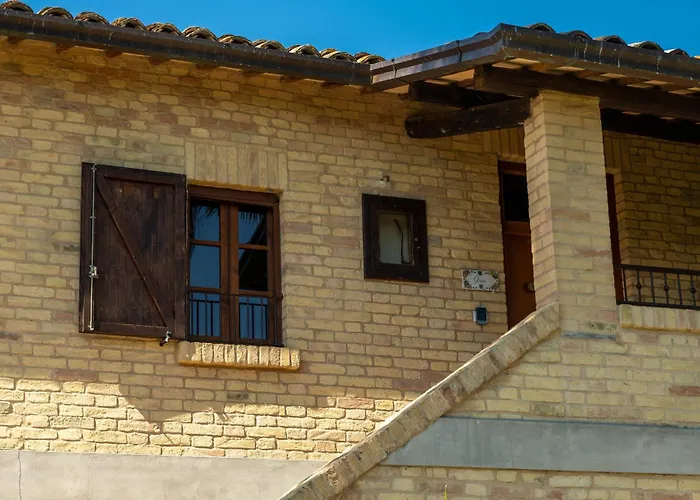 Iulia - Vibra Villa Controguerra