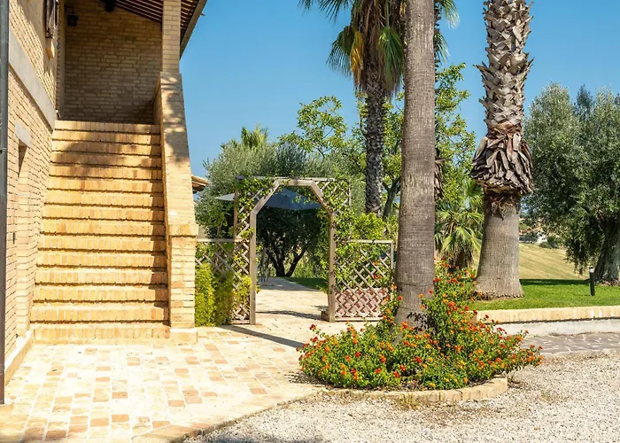 Iulia - Vibra Villa Controguerra